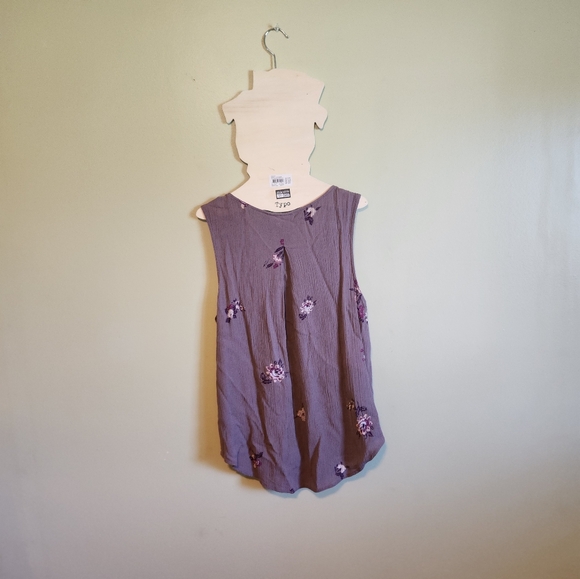 Mossimo Crossed Top Purple Floral - Picture 3 of 3